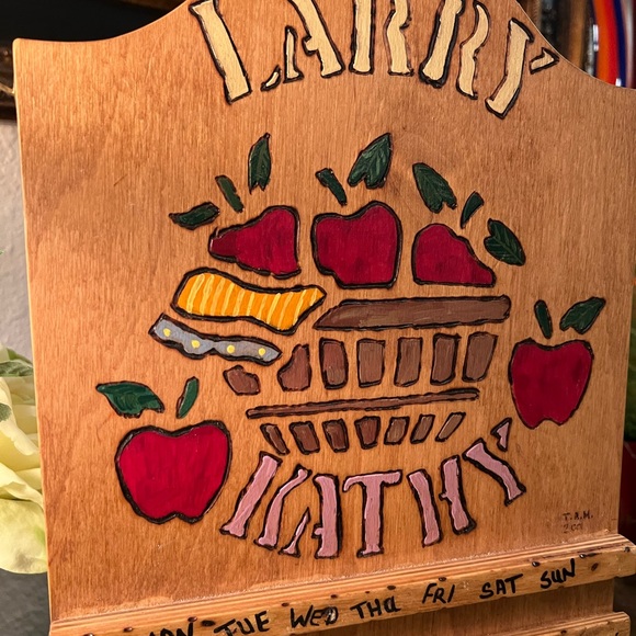 Vintage Wooden Perpetual Calendar Wall -Apples “Kathy” “Larry” without tiles 17” - Picture 4 of 10